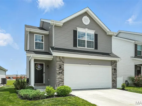 339 Crestfield Ct, Saint Charles, MO 63301