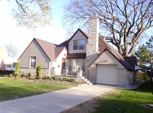 4843 Jerome Ave, Skokie, IL 60077