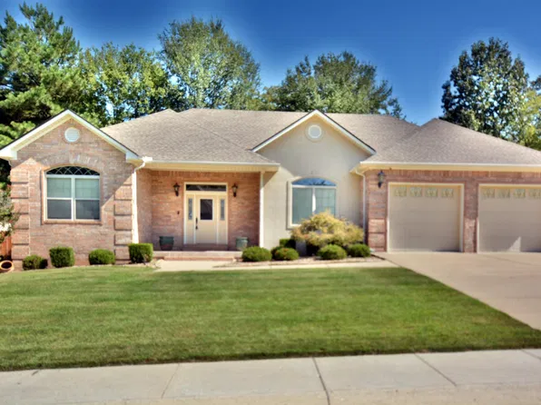 122 Saint Martinique Way, Hot Springs, AR 71913
