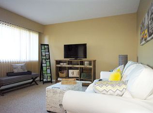 293 Arrowstone Dr, Kamloops, BC V2C1P8