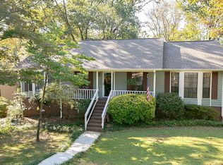 5901 Shades Run Ln, Birmingham, AL 35244