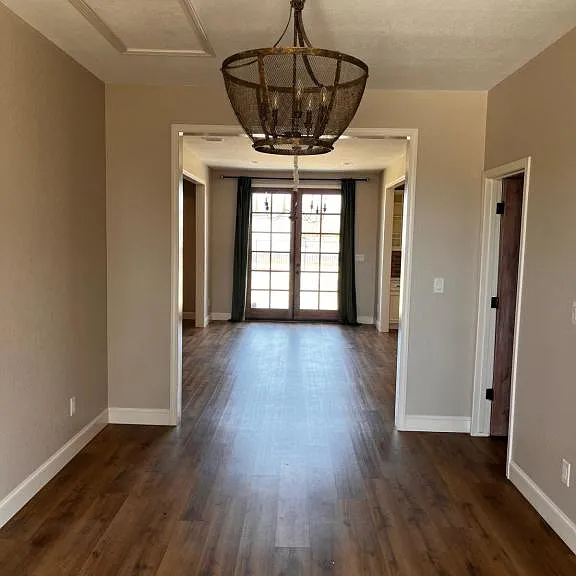 4421 Stetson Ave — Photo 7