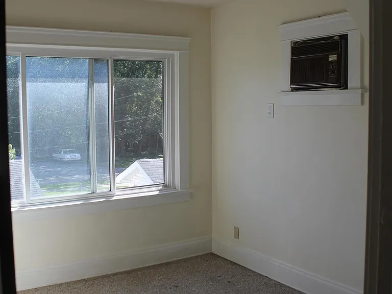 5012 Henry St #2 — Photo 10