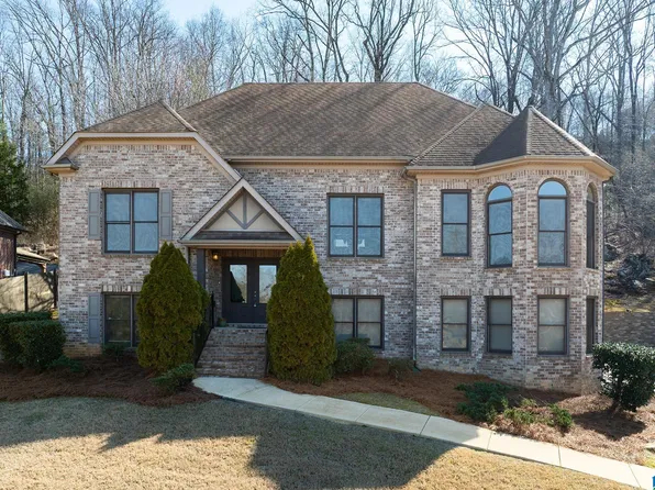 2037 Laurel Lakes Ln, Helena, AL 35022