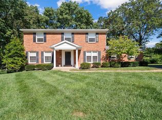 701 Rolfe Dr, Saint Louis, MO