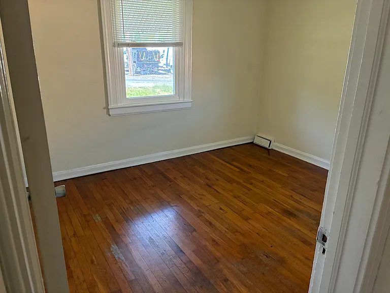 14 Wortham St — Photo 5