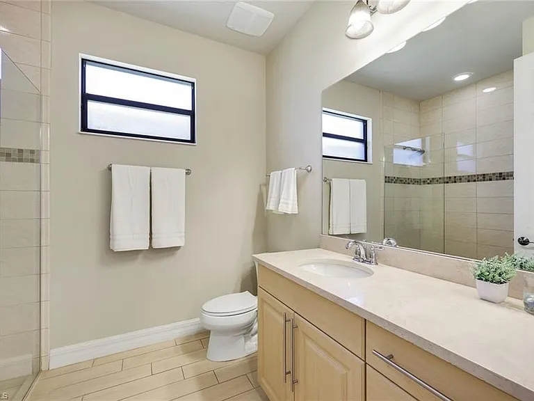 1243 Briarwood Ct — Photo 13
