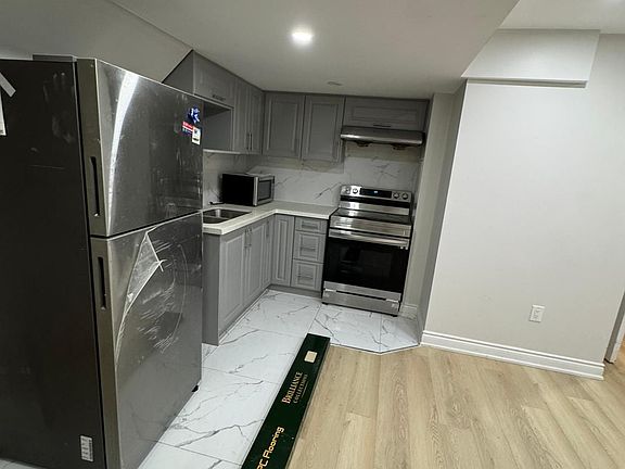 4th image of 40 Eberly Woods Dr
