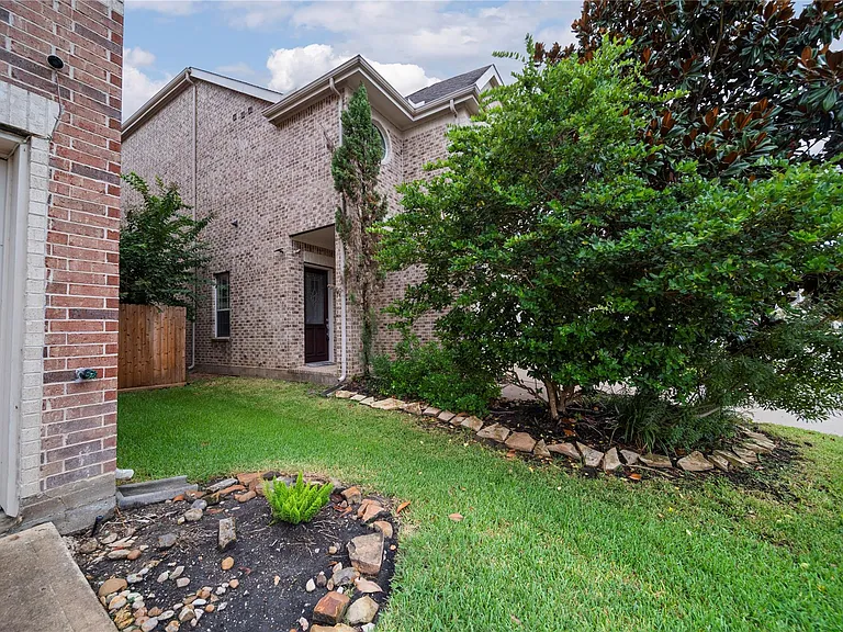 14443 Basalt Ln — Photo 39