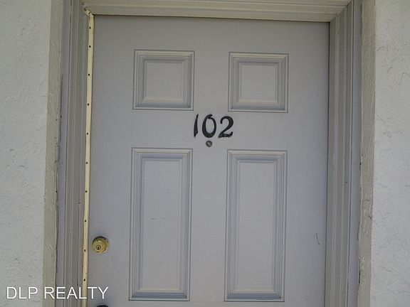 4th image of 1160 S Palmetto Ave APT 102