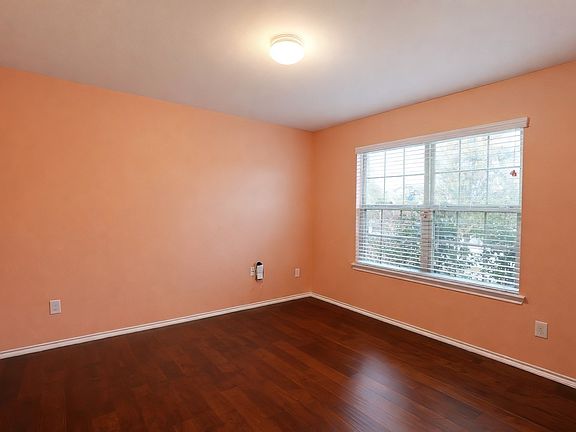 5th image of 2327 San Marcos Dr