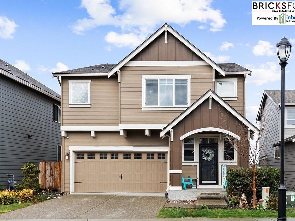 1st image of 2715 Saga Ct NE