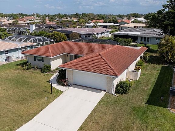 4th image of 6 Pine Ridge Way