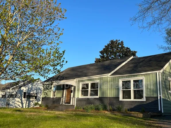 1910 McBrien Rd, Chattanooga, TN 37412