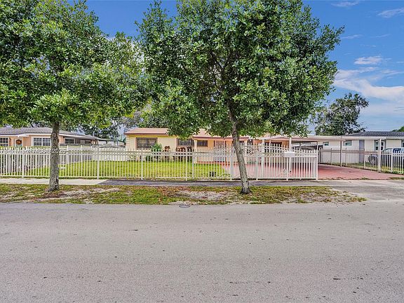 3rd image of 3260 NW 174th St