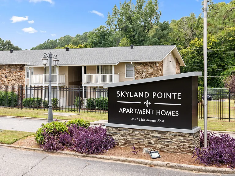 Skyland Pointe — Photo 1