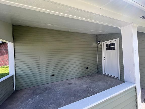 Large covered front porch.