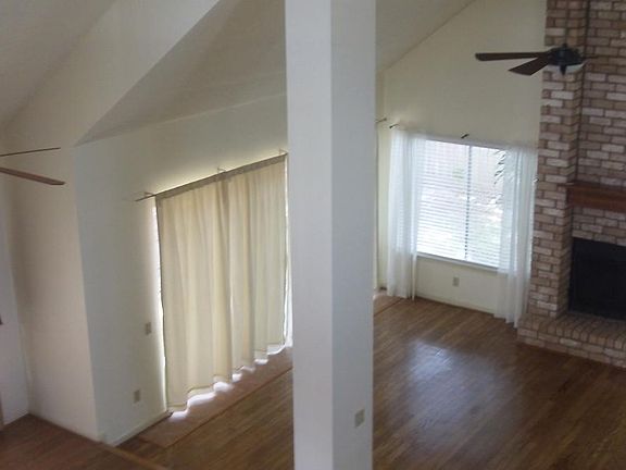 5th image of 16007 Sunbeam River Dr