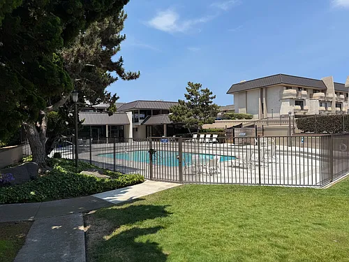 152 S Shore Dr Photo 1
