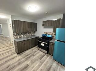 511 E Main St APT 3B, Bridgeport, CT 06608