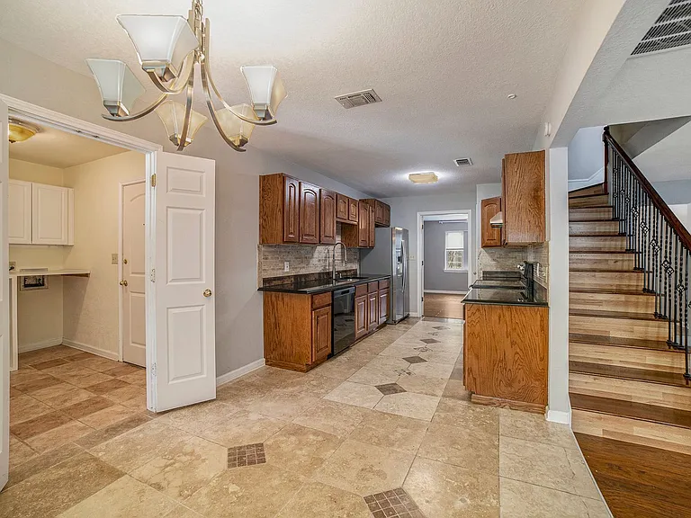 2940 Flamingo Cir — Photo 10