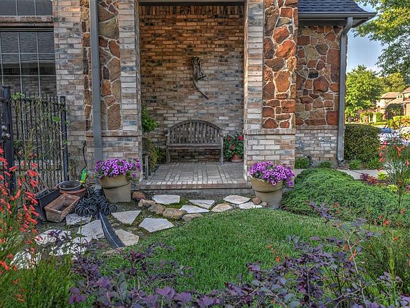 4th image of 1711 Bronze Sunset Ct