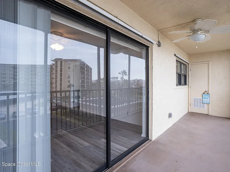 500 Palm Springs Blvd #407 — Photo 14