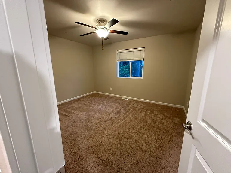 4768 Deadwood St — Photo 10