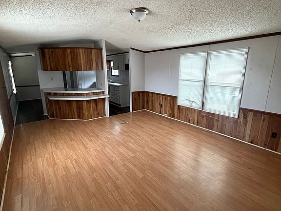 4th image of 6004 S Highway 161 #10