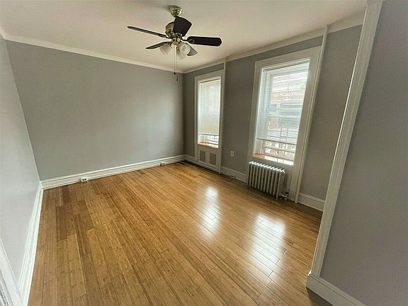 2nd image of 10-01 34th Ave #1D