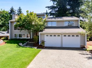 8707 NE 144th St, Kirkland, WA 98034