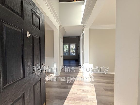 4th image of 12430 McAllister Park Dr
