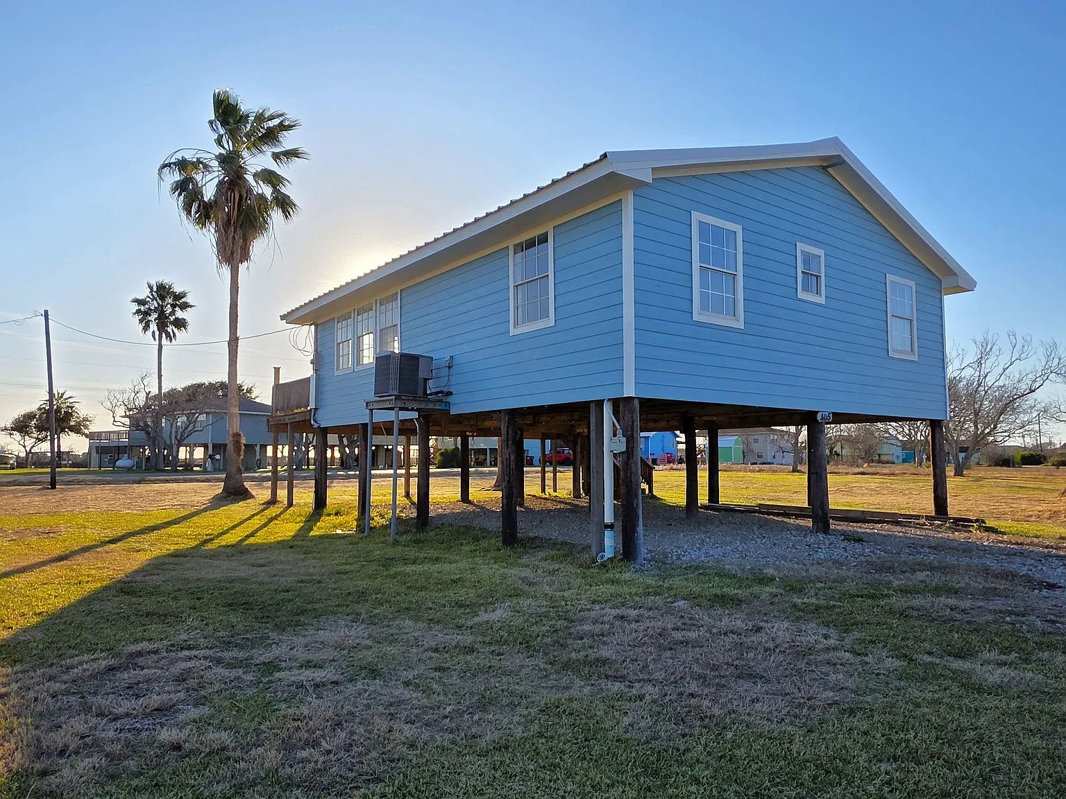 2 bed, 1.0 bath, 1008 sqft, $2,500 — Photo 4