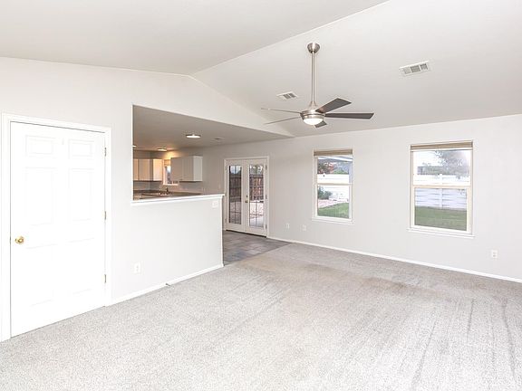 5th image of 3013 Sunlight Dr