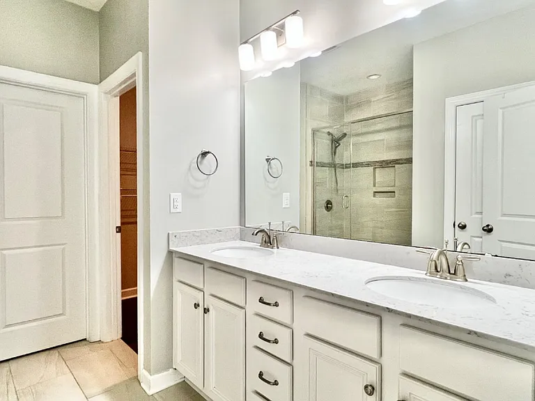 2108 Poplar Ridge Dr — Photo 18
