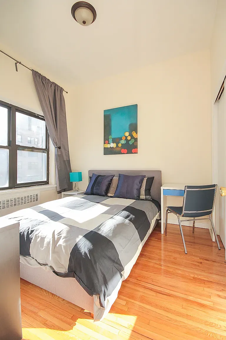 327 East 14th Street — Photo 3