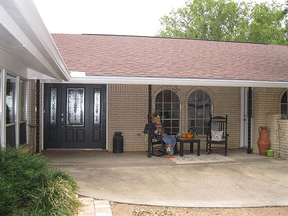 3rd image of 1 Sierra Dr W