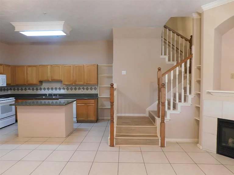 2710 Grants Lake Blvd #J2 — Photo 6