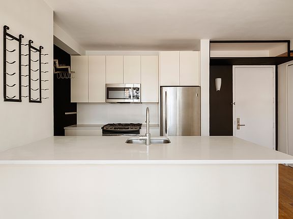 3rd image of 189 Schermerhorn St APT 23G