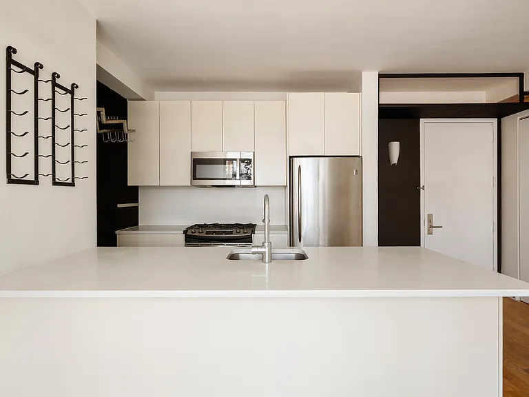 189 Schermerhorn St #23G — Photo 3