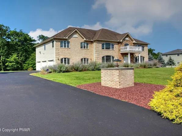 344 Autumn Ln, East Stroudsburg, PA 18301