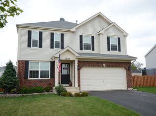 32144 N Rockwell Dr, Lakemoor, IL 60051