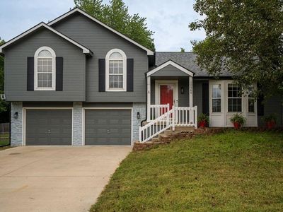 10506 Shelton Ave, Edwardsville, KS, 66111