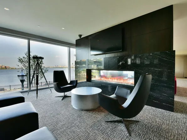 1000 Avenue At Port Imperial image 24 of 32