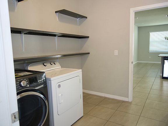 5th image of 1723 NE 33rd Ln