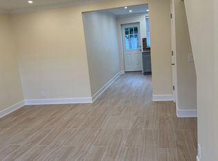 192-06 Station Rd #2, Flushing, NY 11358