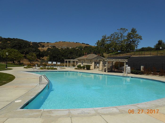 27304 Bavella Way, Salinas, CA 93908 Zillow