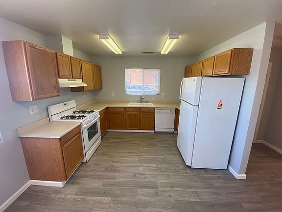 3rd image of 253 H St #2B-2BA-857SQFT