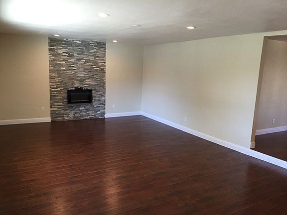 5th image of 7701 Vallecitos Way