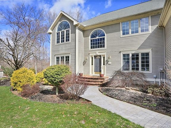 2nd image of 29 Patricia Dr